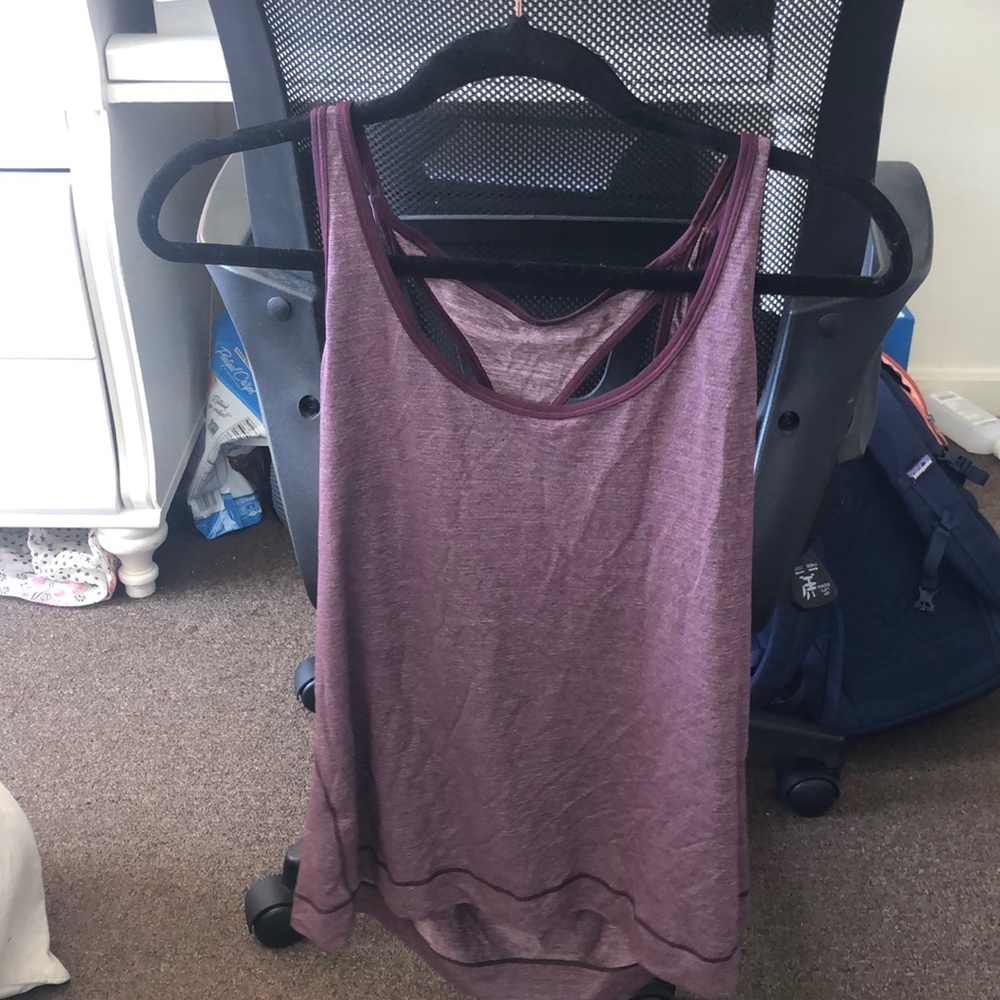 Lululemon workout tank- cool back